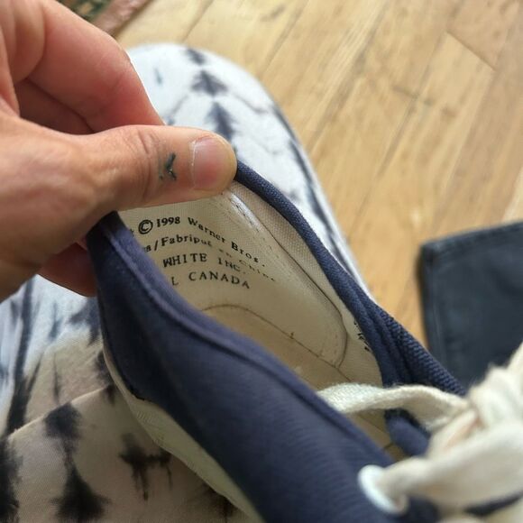 Vintage 1998 Women's Looney Tunes Tweety Bird Canvas Low Top Sneakers Size 8 - Picture 14 of 16